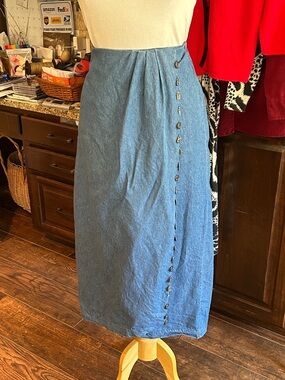 Cambridge Dry Goods Sz 12 1990’s Denim Wrap Skirt w Silver Charms Midi Length